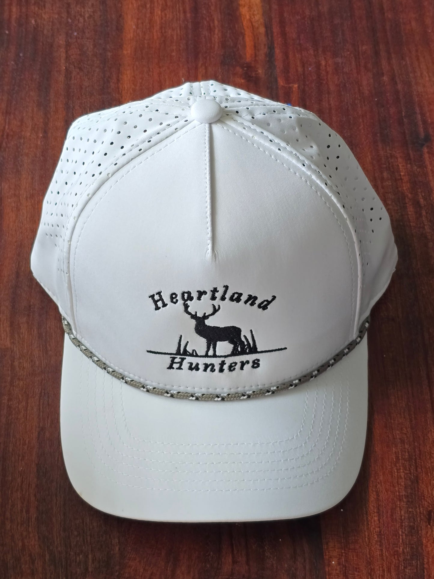 Heartland Hunters Mesh Snapback Outdoors Hat